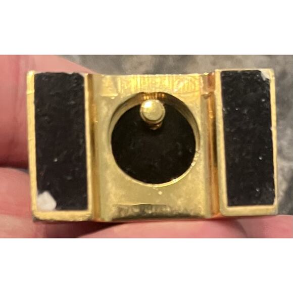 Xanadu Gold Tone Brass Miniature Quartz Mantel Desk Clock Time New Battery Nice! - Picture 3 of 3